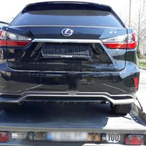 Trei autoturisme căutate de autorităţi, descoperite de poliţiştii de frontieră la sfârşitul săptămânii trecute