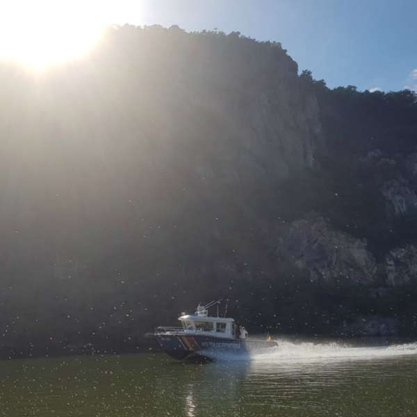 În perioada 26 aprilie-09 iunie inclusiv, se instituie măsuri de prohibiţie pentru pescuitul comercial, recreativ sportiv şi familial al oricăror specii de peşti