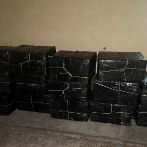 Peste 48.000 de pachete cu ţigări confiscate la frontiera de nord a României