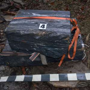 Peste 48.000 de pachete cu ţigări confiscate la frontiera de nord a României