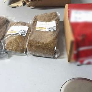 Tutun vrac ascuns în portbagajul unei mașini, descoperit la P.T.F. Giurgiu