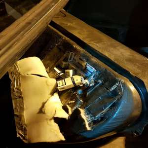 Ţigări ascunse în rezervorul unui autoturism, confiscate în P.T.F. Halmeu