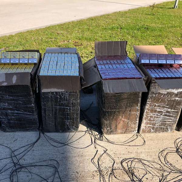 Țigări de contrabandă în valoare de peste 90.000 lei, confiscate la frontiera de nord a României