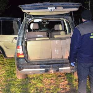 Aproximativ 7.000 de pachete de țigări și un autoturism, confiscate de poliţiştii de frontieră