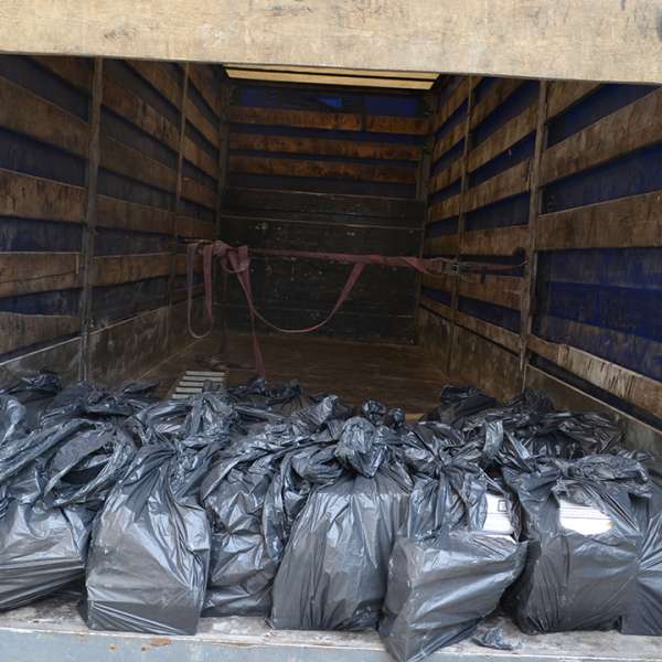 Confiscări de peste 220.000 lei, într-o acţiune a poliţiştilor de frontieră ieşeni