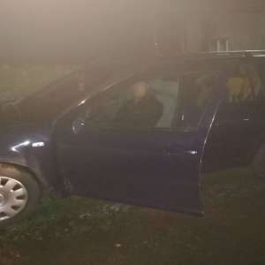 Depistat de poliţiştii de frontieră la volan fără permis şi băut