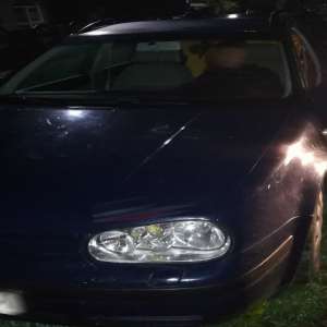 Depistat de poliţiştii de frontieră la volan fără permis şi băut