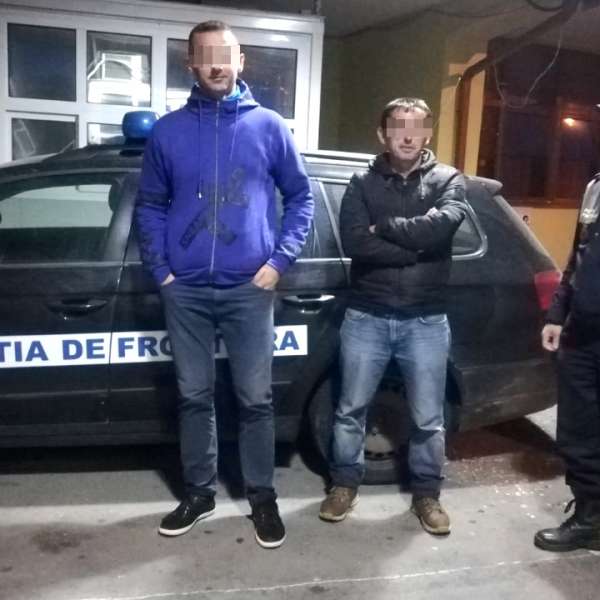 Trei cetăţeni din Albania, opriţi la frontiera cu Serbia