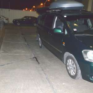 Tutun aromatizat, ascuns într-un autoturism