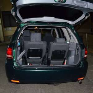 Tutun aromatizat, ascuns într-un autoturism