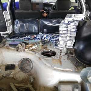 Ţigări ascunse în rezervorul unui autoturism, confiscate în P.T.F. Halmeu