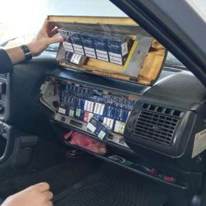 Ţigări ascunse în rezervorul unui autoturism, confiscate în P.T.F. Halmeu