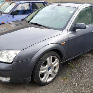 Autoturism căutat în Spania, depistat de poliţiştii de frontieră din P.T.F. Nădlac II