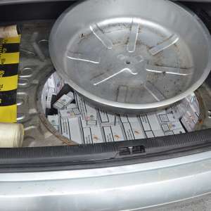 Peste 30.500 pachete cu țigări de contrabandă, confiscate la frontiera de nord a ţării