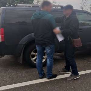 Bărbat cu cetăţenie română şi R. Moldova căutat de autorităţile din Cehia, depistat la controlul de frontieră