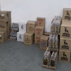 3.280 de sticle cu alcool descoperite la P.T.F. Giurgiu