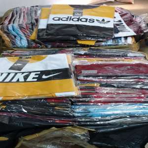 Bunuri susceptibile a fi contrafăcute, confiscate de polițiștii de frontieră giurgiuveni