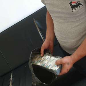 Substanţe anabolizante oprite la intrarea în ţară