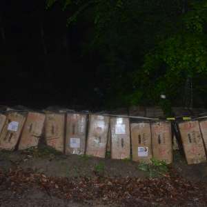 Aproximativ 57.500 pachete țigări în valoare de 672.000 lei,  confiscate la frontiera de nord a României