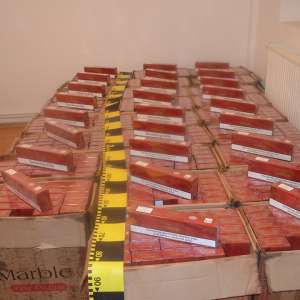 Aproximativ 57.500 pachete țigări în valoare de 672.000 lei,  confiscate la frontiera de nord a României