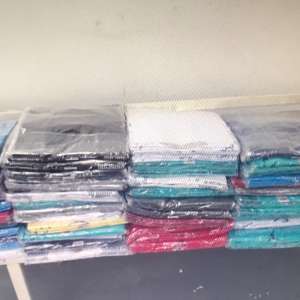 Textile şi parfumuri susceptibile a fi contrafăcute, descoperite de polițiștii de frontieră giurgiuveni 
