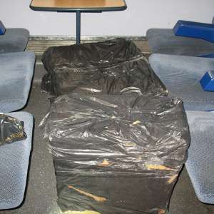 Țigări de contrabandă în valoare de 42.000 lei, confiscate de polițiștii de frontieră