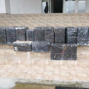 Peste 76.000 de pachete cu țigări confiscate în această săptămână la frontiera de nord a ţării