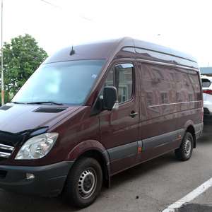 Trei autoturisme căutate de autorităţi, descoperite de poliţiştii de frontieră ieşeni la sfârşitul săptămânii trecute