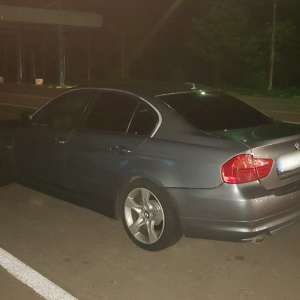 Trei autoturisme căutate de autorităţi, descoperite de poliţiştii de frontieră ieşeni la sfârşitul săptămânii trecute