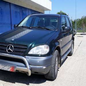 Autoturism radiat din circulaţie, depistat în trafic de poliţiştii de frontieră