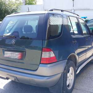 Autoturism radiat din circulaţie, depistat în trafic de poliţiştii de frontieră