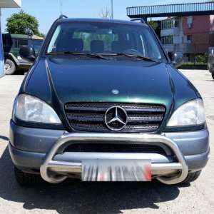 Autoturism radiat din circulaţie, depistat în trafic de poliţiştii de frontieră