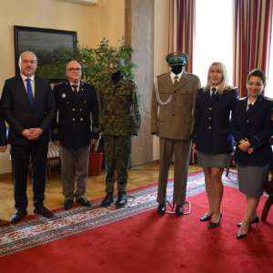 Uniforme aparţinând Poliției de Frontieră a Republicii Polone vor fi expuse la Muzeul Poliţiei de Frontieră din Giurgiu