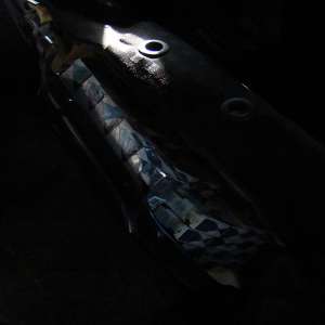 Țigări ascunse în cutii de prăjituri şi în bancheta unor autoturisme, descoperite în P.T.F. Siret