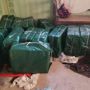 15.000 de pachete cu țigări de contrabandă, confiscate la frontieră