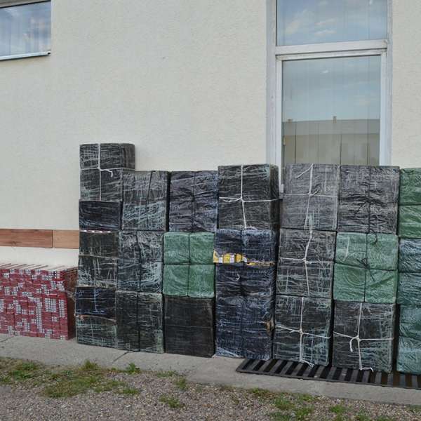 Țigări  de contrabandă, în valoare de peste 366.000 lei, confiscate la frontiera cu Ucraina