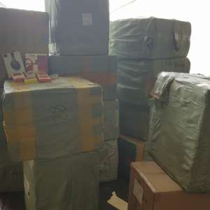 Căști audio nedeclarate, în valoare de peste 230.000 lei,      confiscate în Portul Constanţa Sud Agigea