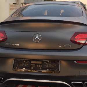 Autoturism căutat în Italia, depistat de poliţiştii de frontieră de la Nădlac   