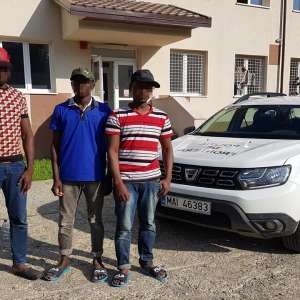 Trei cetățeni  din Gambia, opriți la frontiera de nord a țării