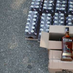 Alcool şi ţigări descoperite în P.T.F. Calafat