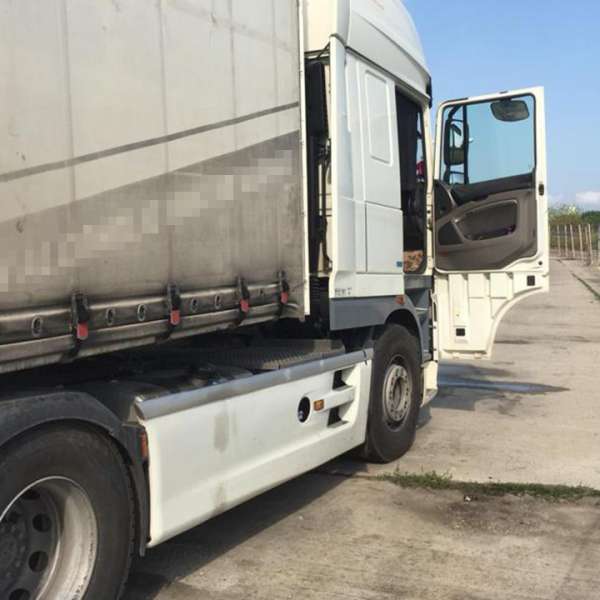 Cap tractor căutat de autorităţile din Germania, descoperit la P.T.F. Zimnicea