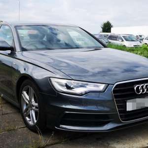 Autoturism căutat de autorităţile din Marea Britanie, depistat la P.T.F. Petea