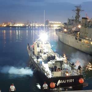 Nava MAI 1101 a predat ștafeta navei MAI 1104 a Poliţiei de Frontieră Române care va  supraveghea, timp de 3 luni, frontierele Europei din Marea Egee