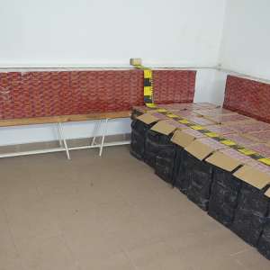 Țigări în valoare de peste 166.000 lei, confiscate la frontiera de nord