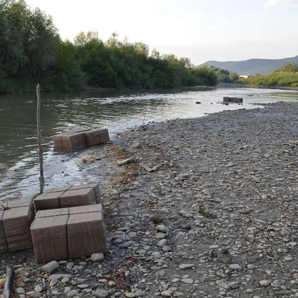 Contrabandă cu drona la frontiera de nord