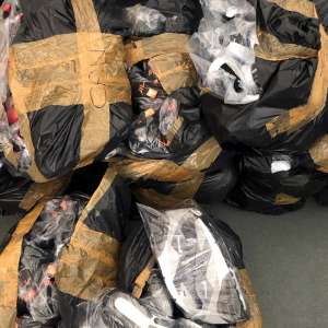 Bunuri în valoare de aproximativ  650.000 lei, susceptibile a fi contrafăcute, confiscate de polițiștii de frontieră din P.T.F. Giurgiu