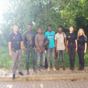 Cetățean sârb cercetat pentru trafic de migranți,  reţinut pentru 24 de ore