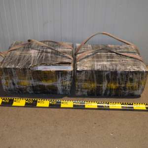 Ţigări de contrabandă descoperite de poliţiştii de frontieră ieşeni