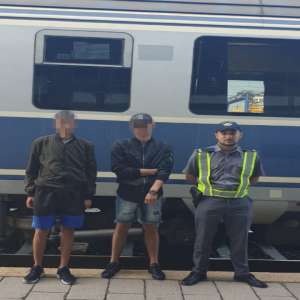 Doi cetăţeni tunisieni, depistaţi la P.T.F Curtici