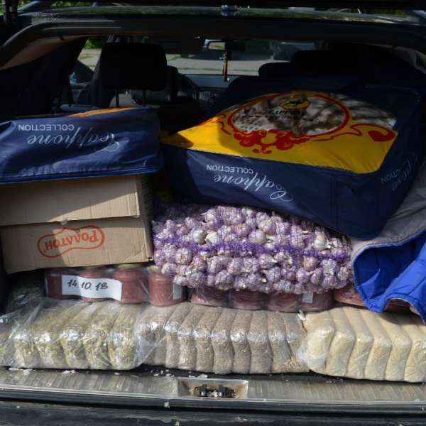 Ţigări de contrabandă descoperite de polițiștii de frontieră